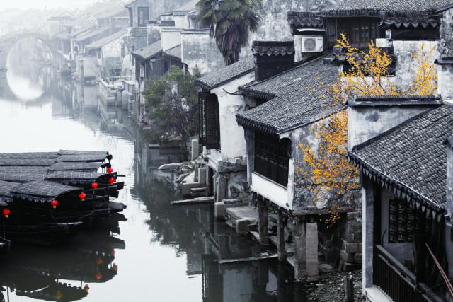女友说婚后不肯和我妈住一起？